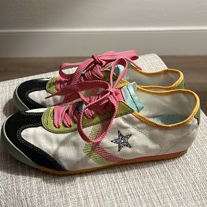 Converse shoes women’s 7.5